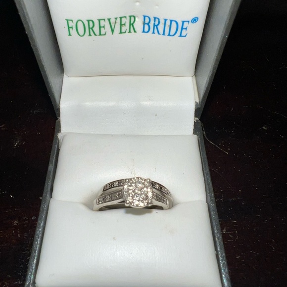 Engagement Ring Set - Picture 2 of 3